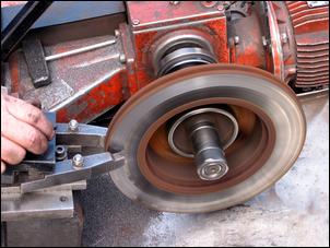 儒安机械刹车盘修复机现场图 儒安机械刹车盘修复机现场图